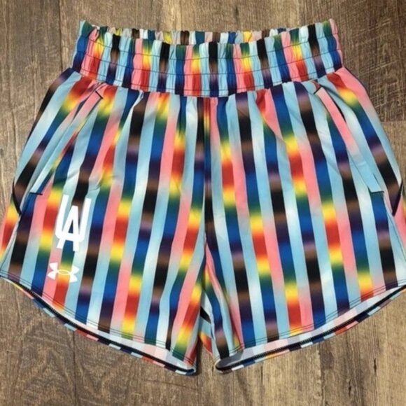 NWT Under Armour Vanish Pride Shorts Women's XS Rainbow Striped UPF-40 - Picture 1 of 5